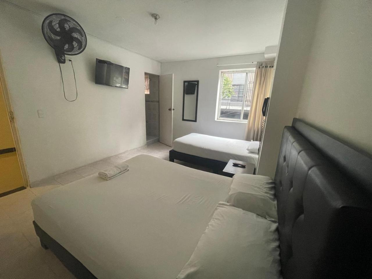 Hotel Villa Real Меделин Екстериор снимка
