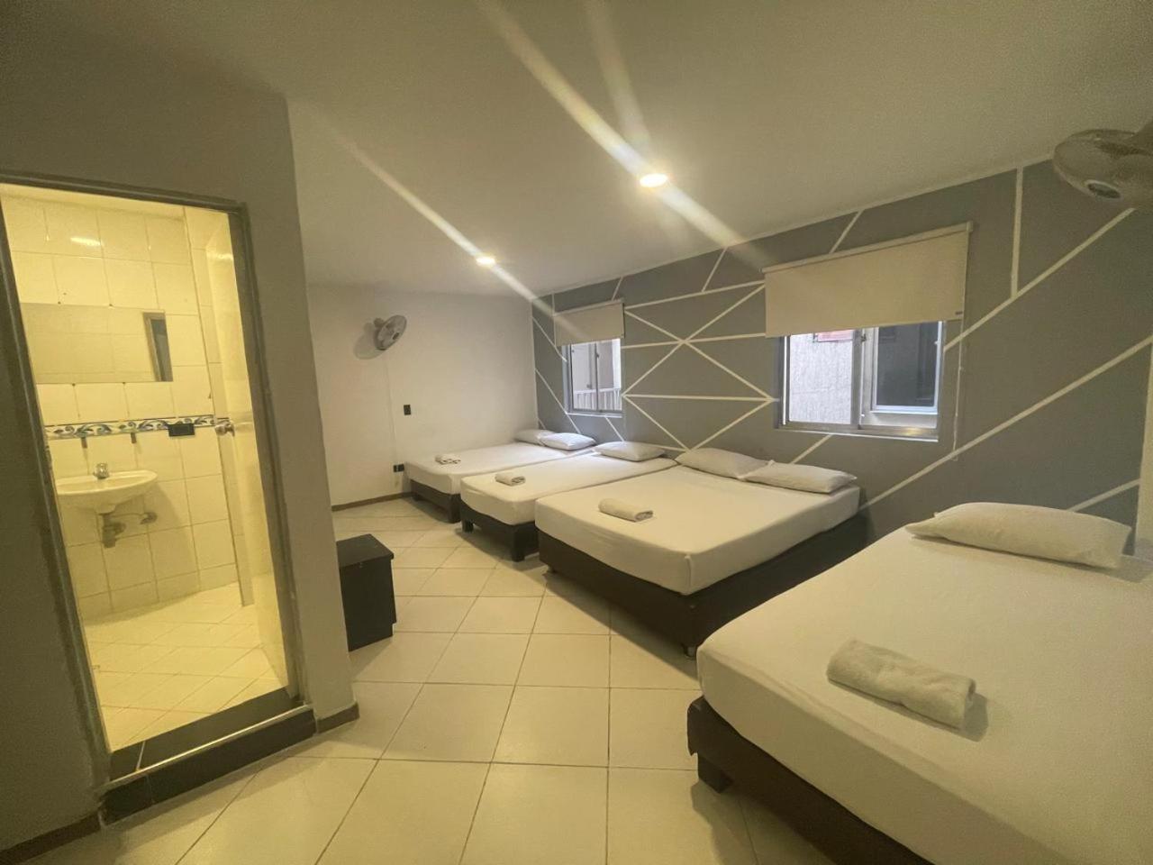 Hotel Villa Real Меделин Екстериор снимка